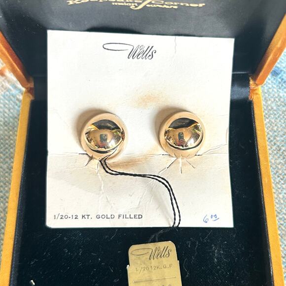 Vintage Wells 12K Gold Filled Clip-On Earrings – Chunky Round Dome Design - Picture 3 of 12